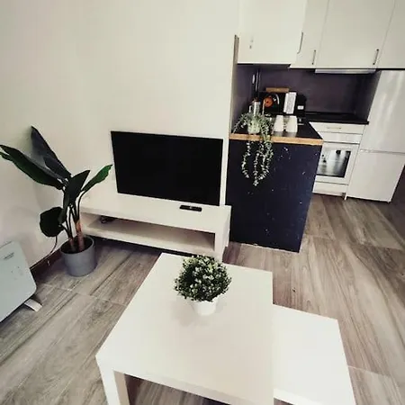 Madrid Centro Aeropuerto Appartement Buitenkant foto